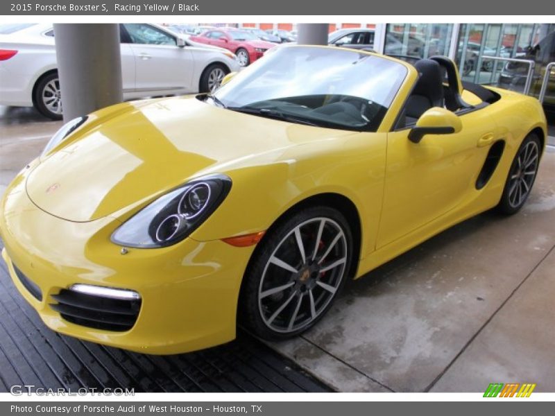 Front 3/4 View of 2015 Boxster S