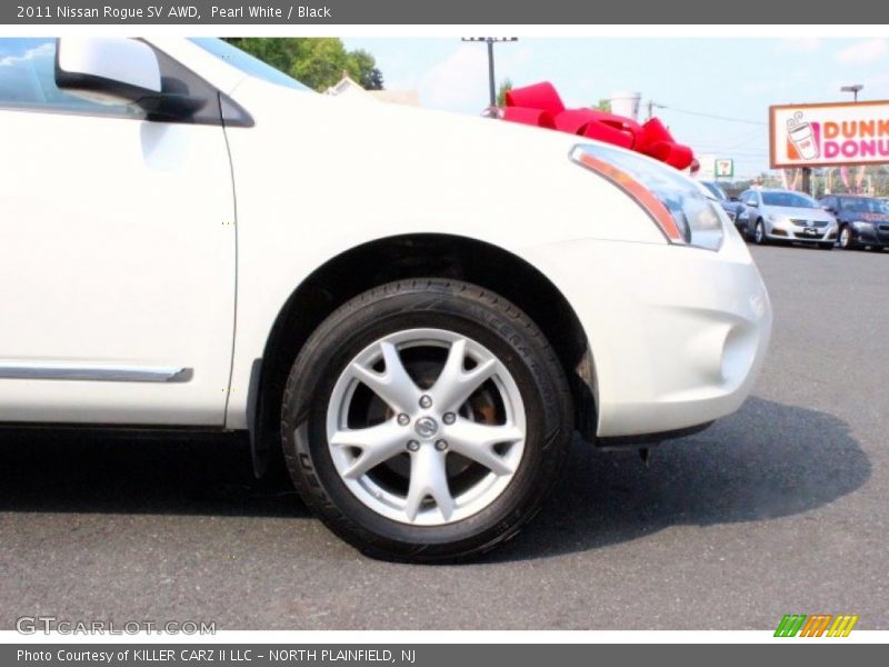 Pearl White / Black 2011 Nissan Rogue SV AWD