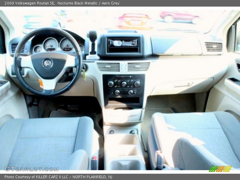 Nocturne Black Metallic / Aero Grey 2009 Volkswagen Routan SE