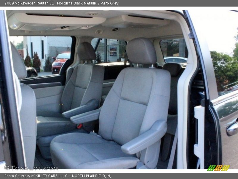 Nocturne Black Metallic / Aero Grey 2009 Volkswagen Routan SE