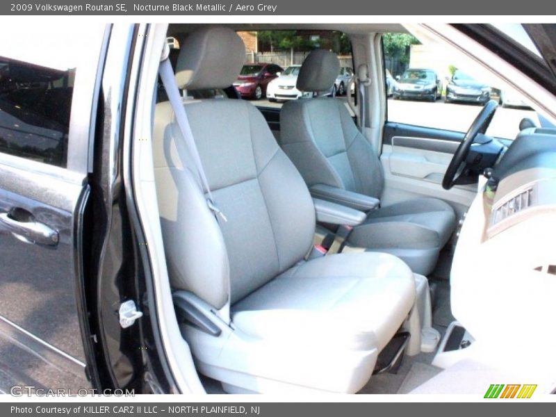 Nocturne Black Metallic / Aero Grey 2009 Volkswagen Routan SE