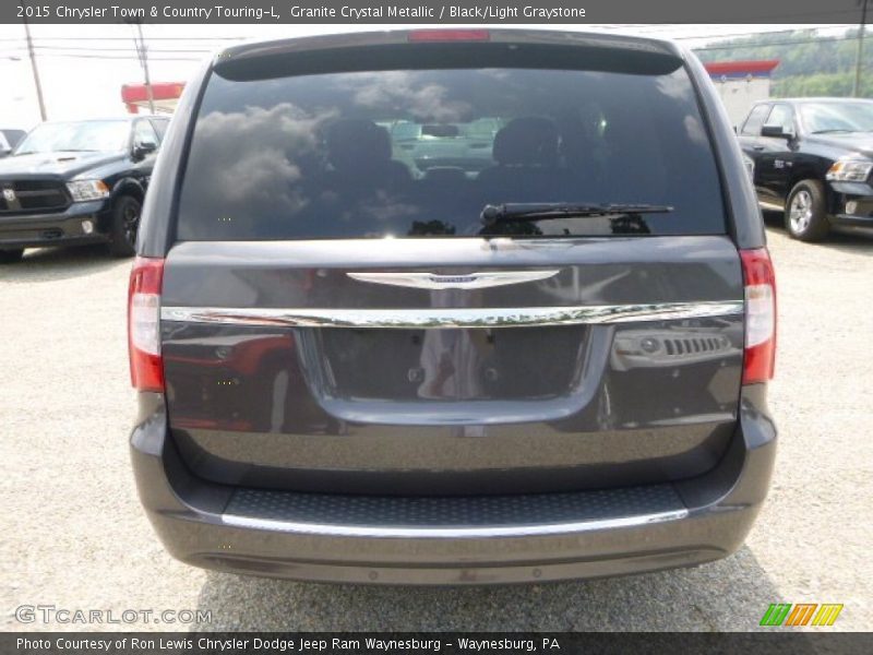 Granite Crystal Metallic / Black/Light Graystone 2015 Chrysler Town & Country Touring-L