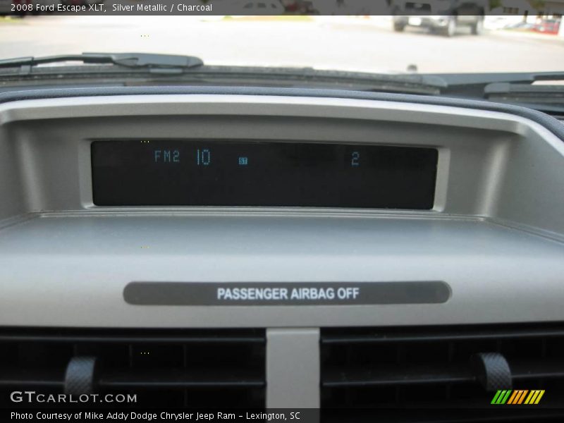 Silver Metallic / Charcoal 2008 Ford Escape XLT