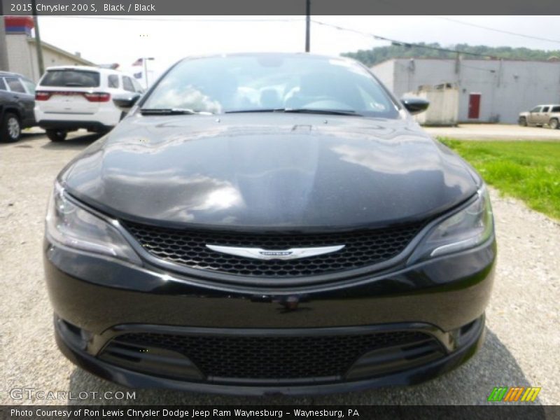 Black / Black 2015 Chrysler 200 S