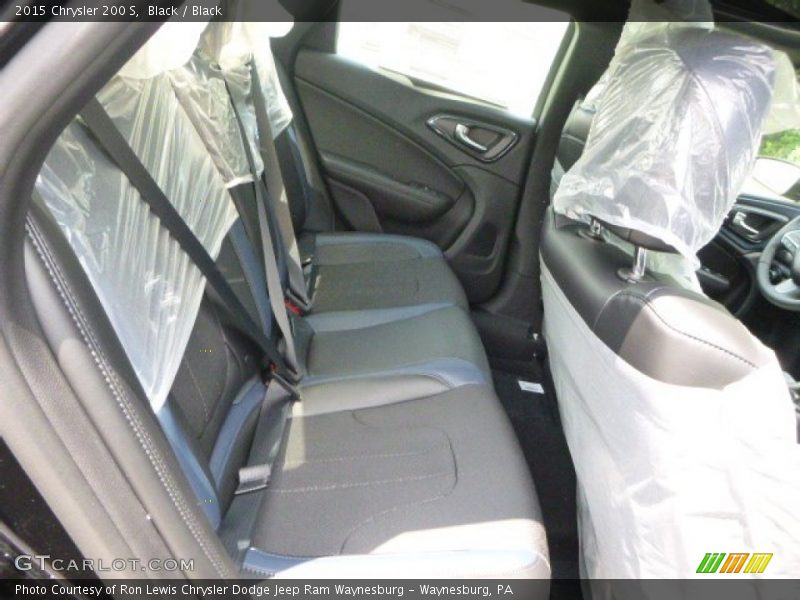 Black / Black 2015 Chrysler 200 S