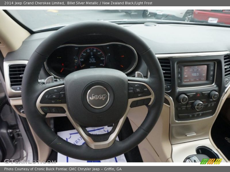 Dashboard of 2014 Grand Cherokee Limited