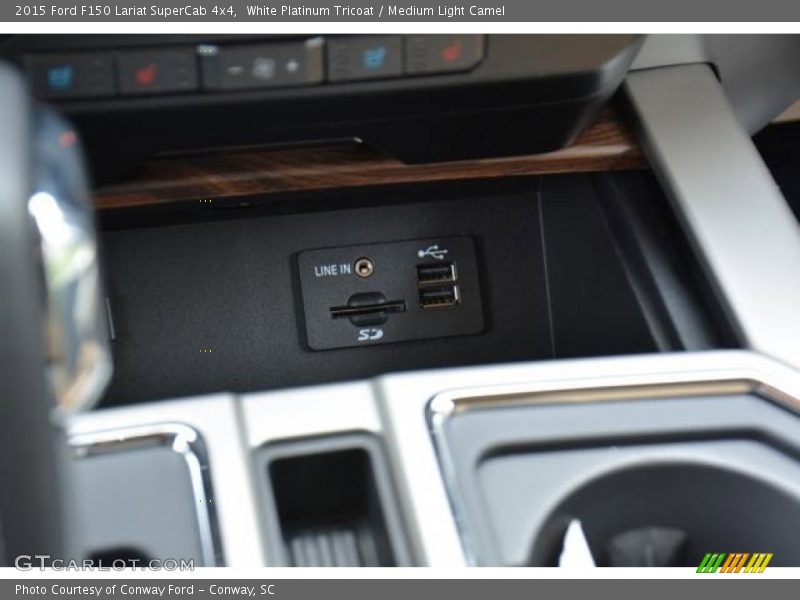 White Platinum Tricoat / Medium Light Camel 2015 Ford F150 Lariat SuperCab 4x4