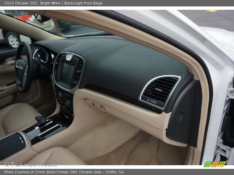 Bright White / Black/Light Frost Beige 2014 Chrysler 300