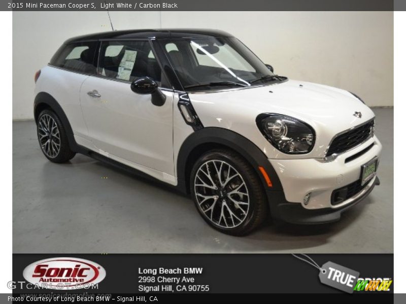 Light White / Carbon Black 2015 Mini Paceman Cooper S