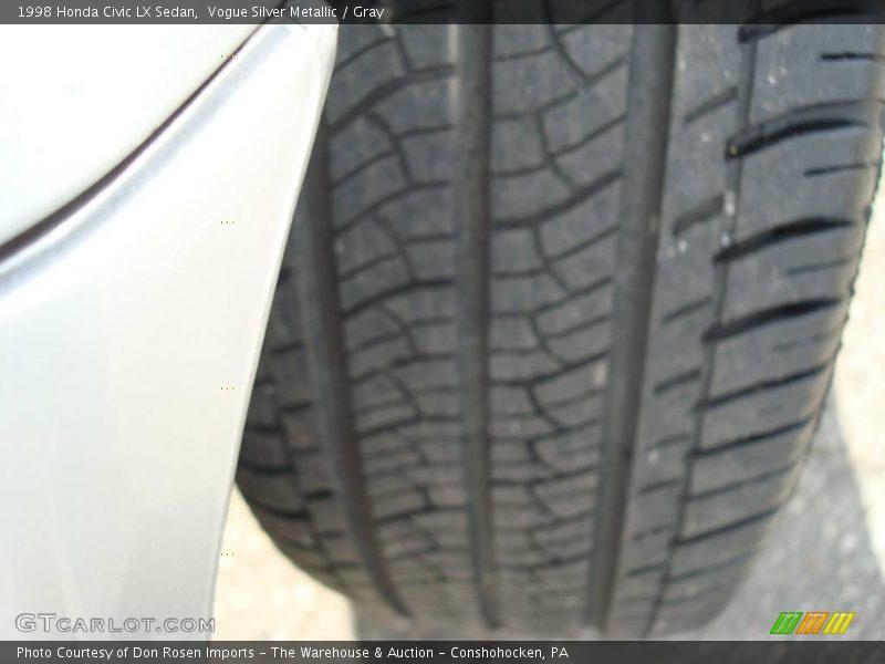 Vogue Silver Metallic / Gray 1998 Honda Civic LX Sedan