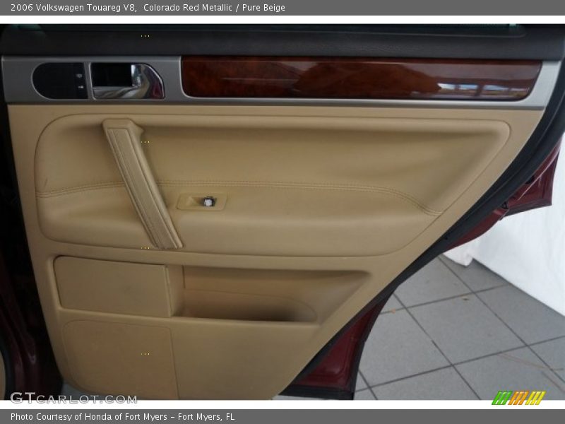 Colorado Red Metallic / Pure Beige 2006 Volkswagen Touareg V8