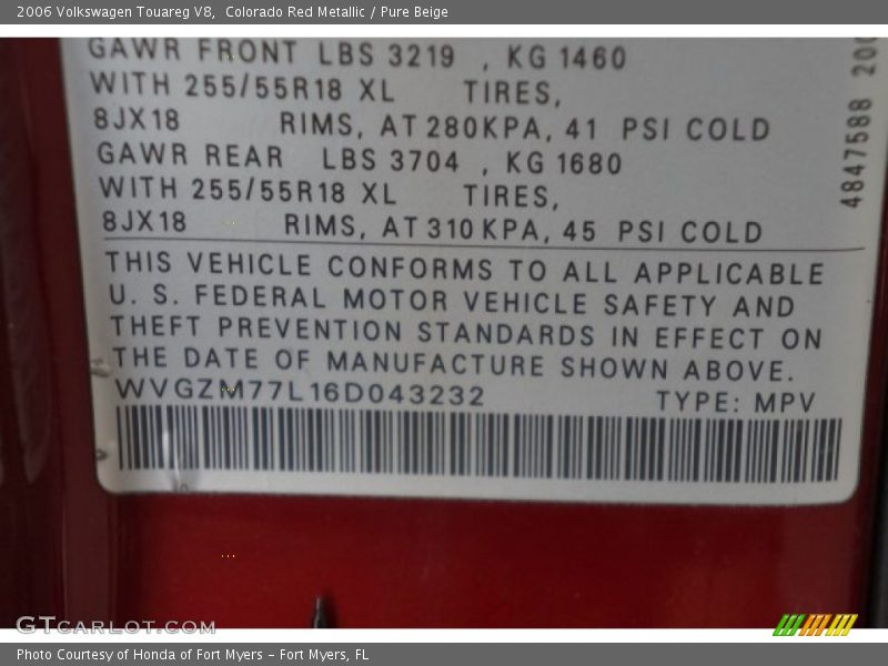 Colorado Red Metallic / Pure Beige 2006 Volkswagen Touareg V8