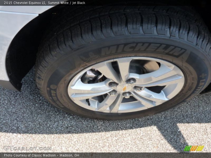 Summit White / Jet Black 2015 Chevrolet Equinox LS