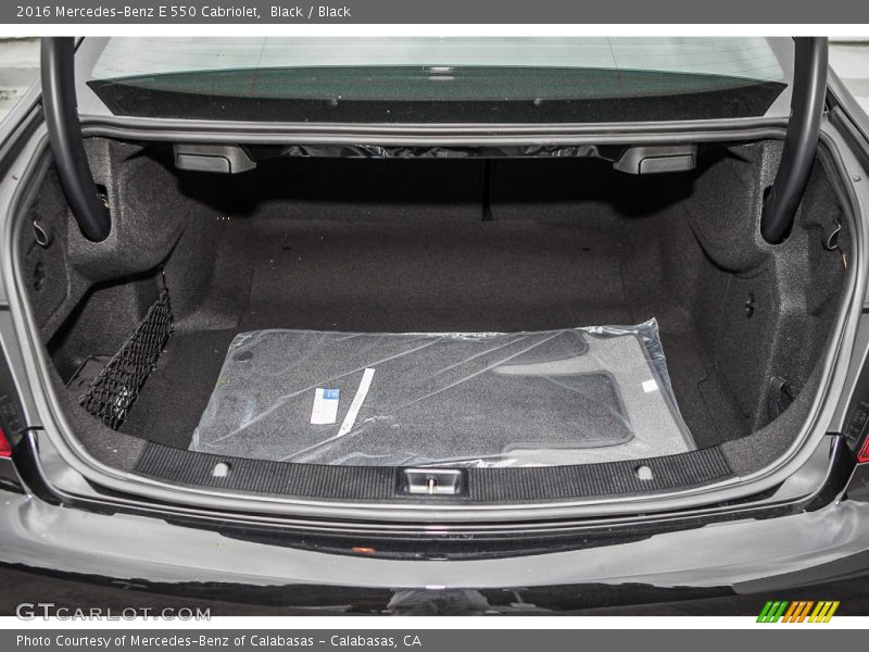  2016 E 550 Cabriolet Trunk