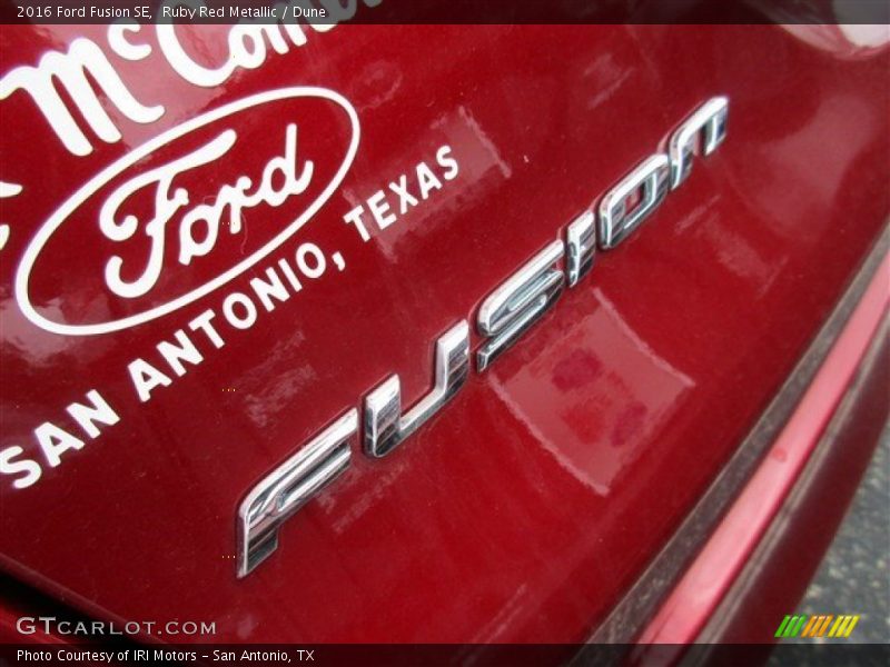 Ruby Red Metallic / Dune 2016 Ford Fusion SE