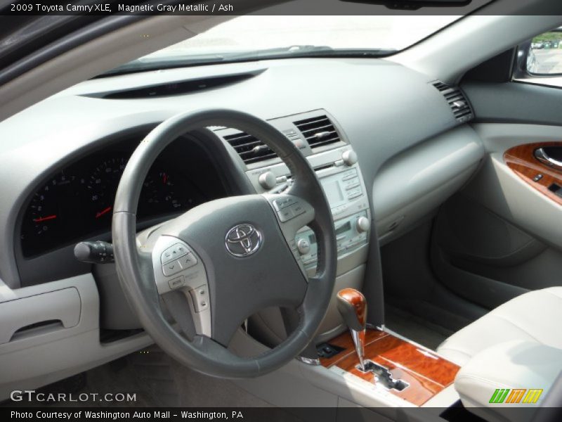 Magnetic Gray Metallic / Ash 2009 Toyota Camry XLE
