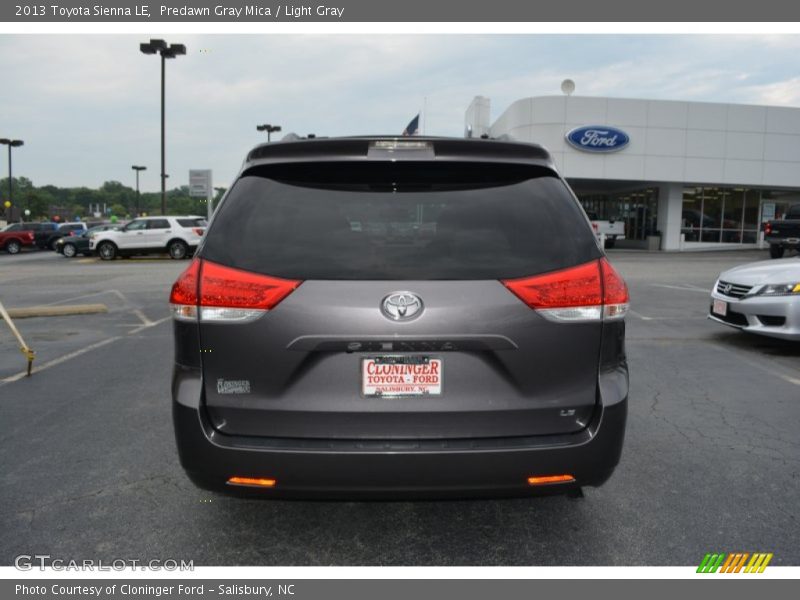 Predawn Gray Mica / Light Gray 2013 Toyota Sienna LE