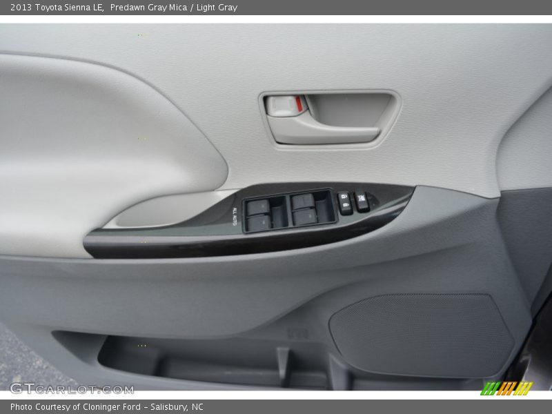 Predawn Gray Mica / Light Gray 2013 Toyota Sienna LE