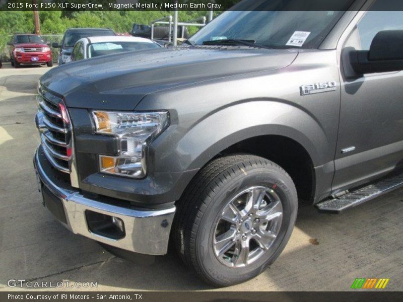 Magnetic Metallic / Medium Earth Gray 2015 Ford F150 XLT SuperCrew