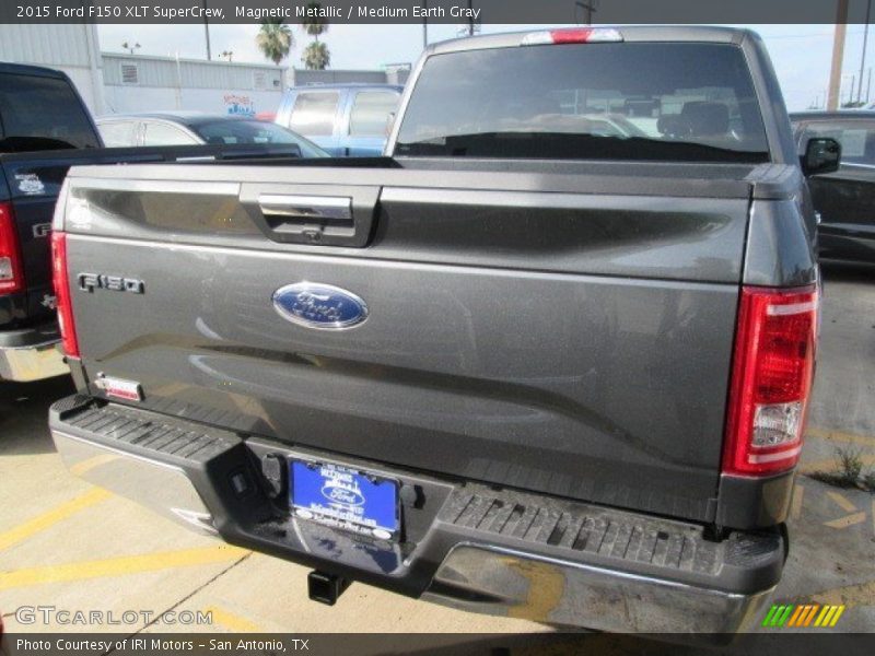 Magnetic Metallic / Medium Earth Gray 2015 Ford F150 XLT SuperCrew