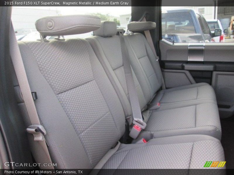 Magnetic Metallic / Medium Earth Gray 2015 Ford F150 XLT SuperCrew