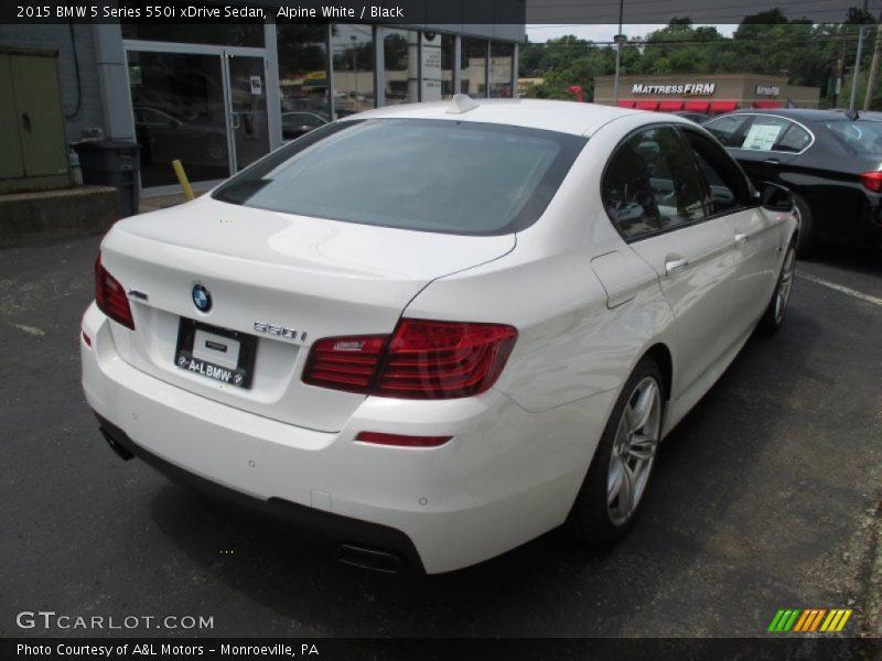Alpine White / Black 2015 BMW 5 Series 550i xDrive Sedan