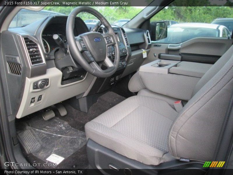 Magnetic Metallic / Medium Earth Gray 2015 Ford F150 XLT SuperCrew