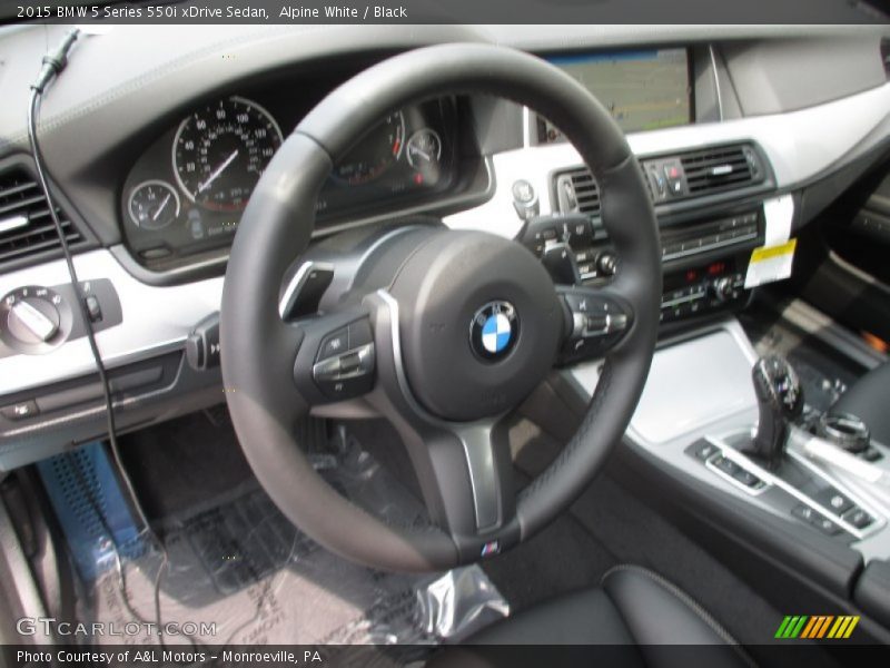 Alpine White / Black 2015 BMW 5 Series 550i xDrive Sedan