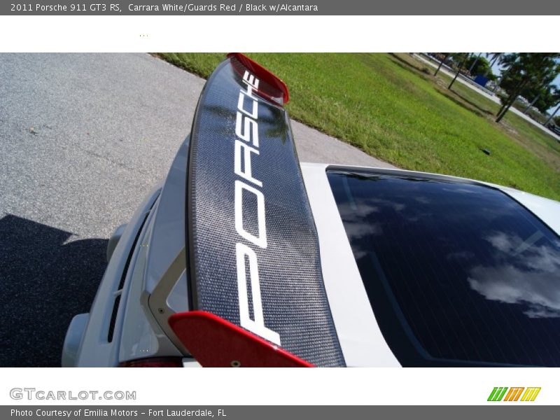 Carrara White/Guards Red / Black w/Alcantara 2011 Porsche 911 GT3 RS