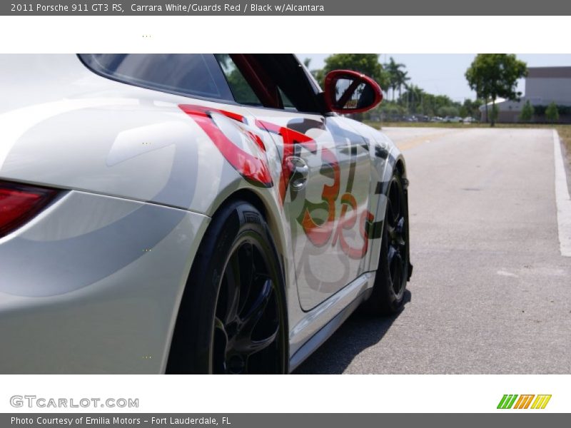 Carrara White/Guards Red / Black w/Alcantara 2011 Porsche 911 GT3 RS