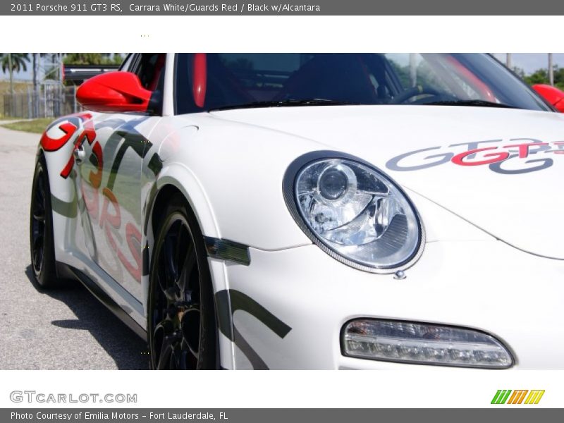 Carrara White/Guards Red / Black w/Alcantara 2011 Porsche 911 GT3 RS