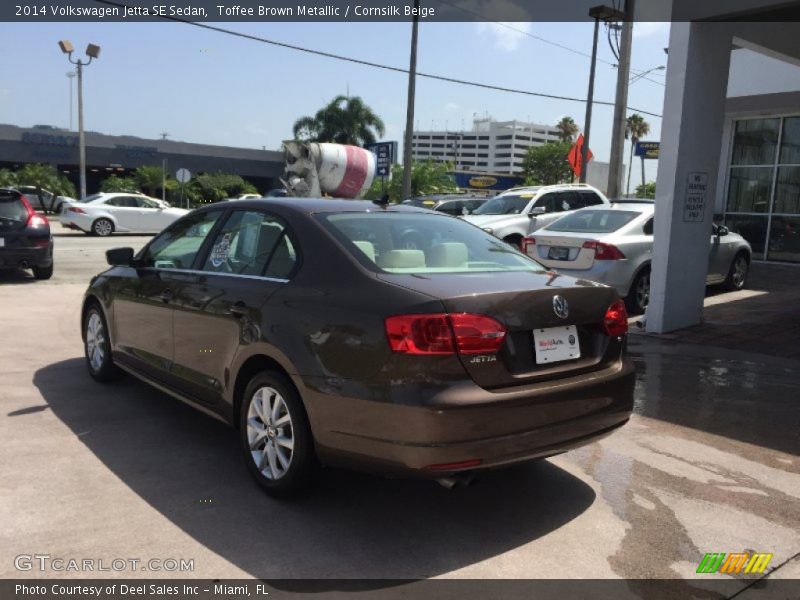 Toffee Brown Metallic / Cornsilk Beige 2014 Volkswagen Jetta SE Sedan