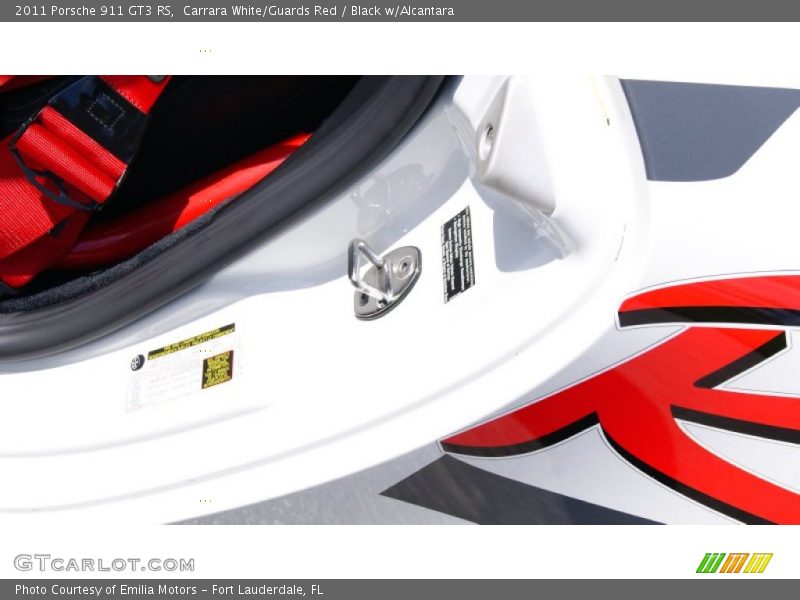 Carrara White/Guards Red / Black w/Alcantara 2011 Porsche 911 GT3 RS