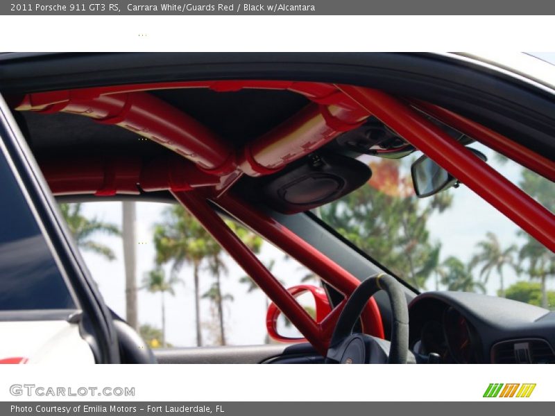 Carrara White/Guards Red / Black w/Alcantara 2011 Porsche 911 GT3 RS