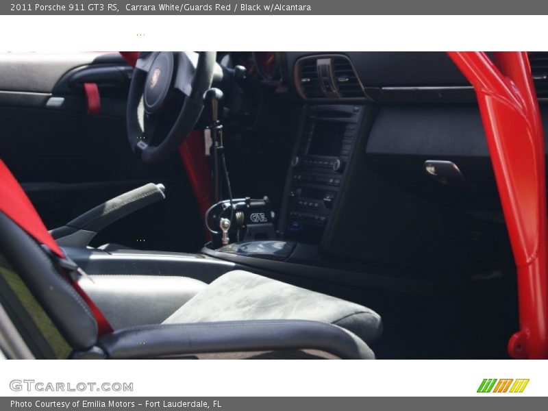 Carrara White/Guards Red / Black w/Alcantara 2011 Porsche 911 GT3 RS