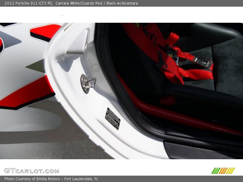 Carrara White/Guards Red / Black w/Alcantara 2011 Porsche 911 GT3 RS