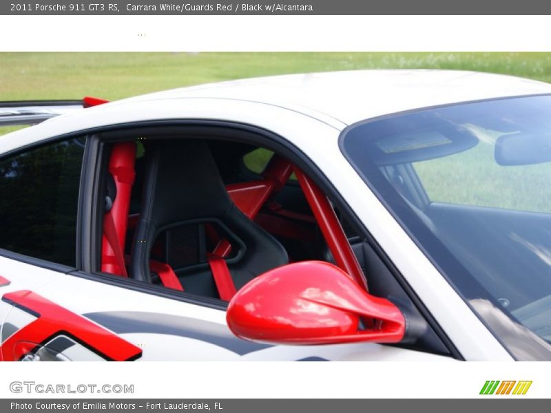 Carrara White/Guards Red / Black w/Alcantara 2011 Porsche 911 GT3 RS