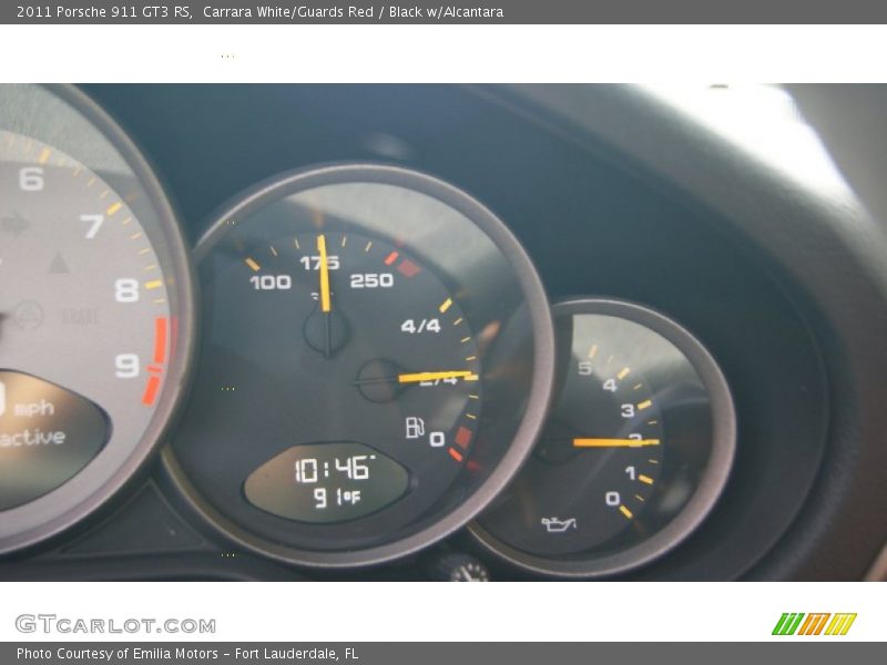 Carrara White/Guards Red / Black w/Alcantara 2011 Porsche 911 GT3 RS