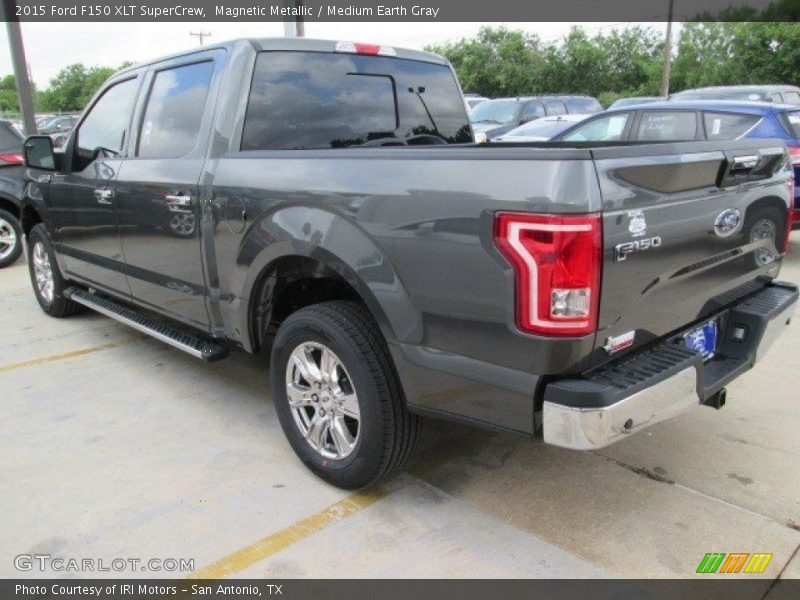 Magnetic Metallic / Medium Earth Gray 2015 Ford F150 XLT SuperCrew