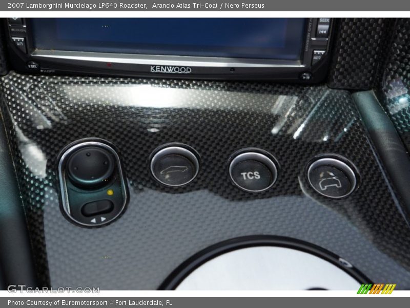 Controls of 2007 Murcielago LP640 Roadster