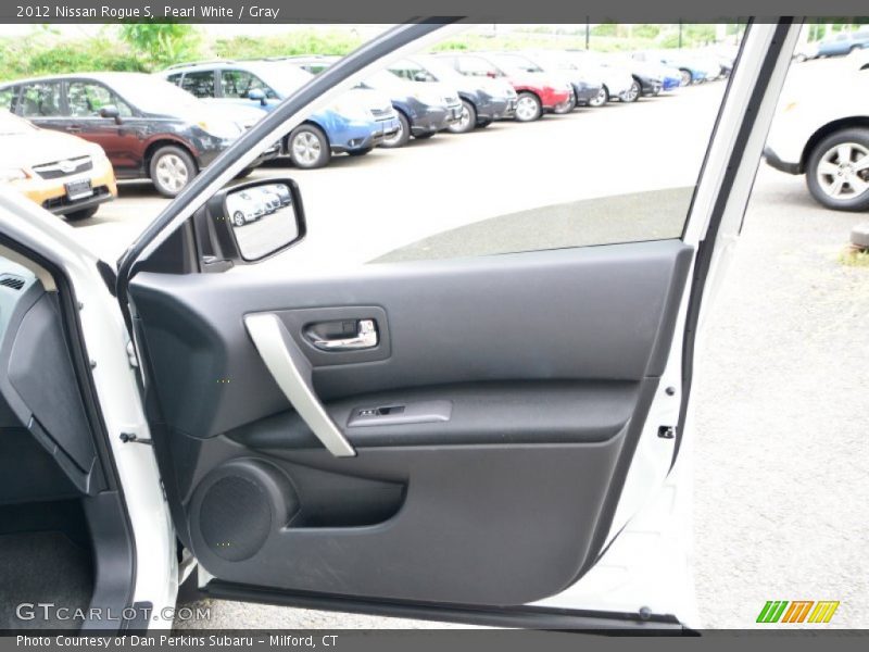 Pearl White / Gray 2012 Nissan Rogue S