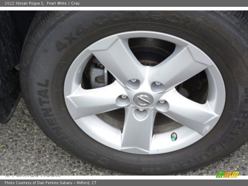 Pearl White / Gray 2012 Nissan Rogue S