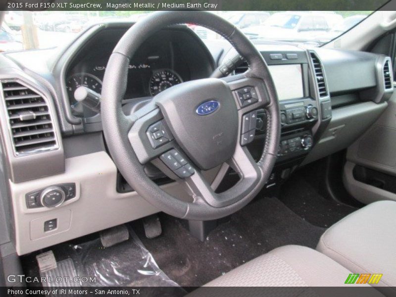 Magnetic Metallic / Medium Earth Gray 2015 Ford F150 XLT SuperCrew