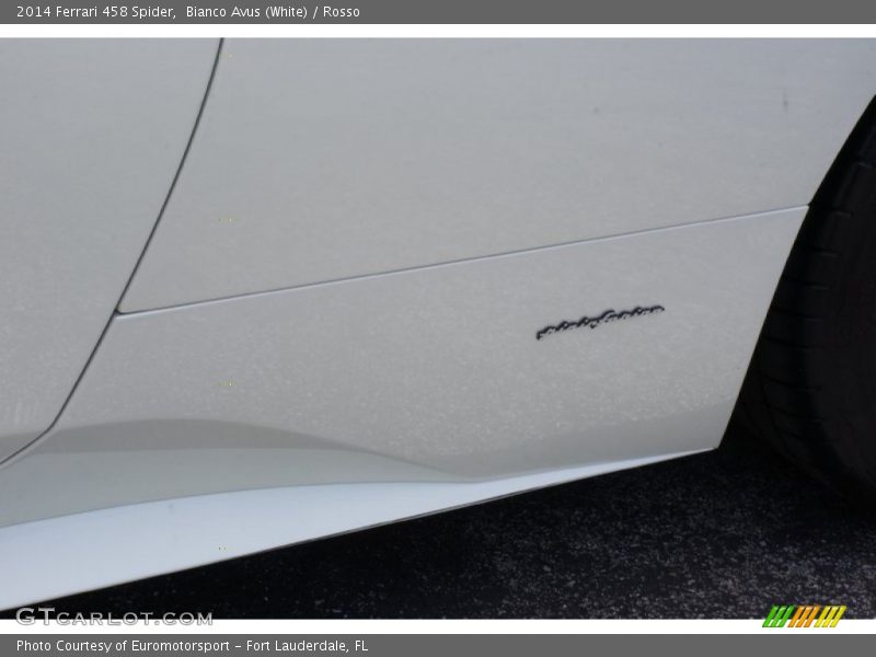 Bianco Avus (White) / Rosso 2014 Ferrari 458 Spider