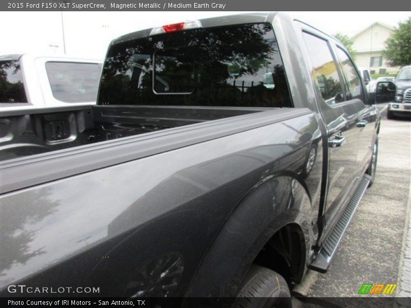 Magnetic Metallic / Medium Earth Gray 2015 Ford F150 XLT SuperCrew