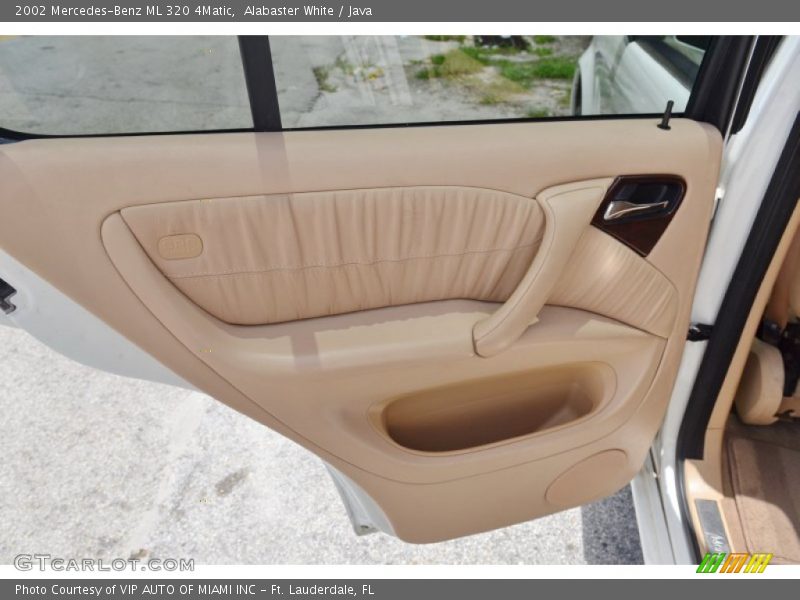 Alabaster White / Java 2002 Mercedes-Benz ML 320 4Matic