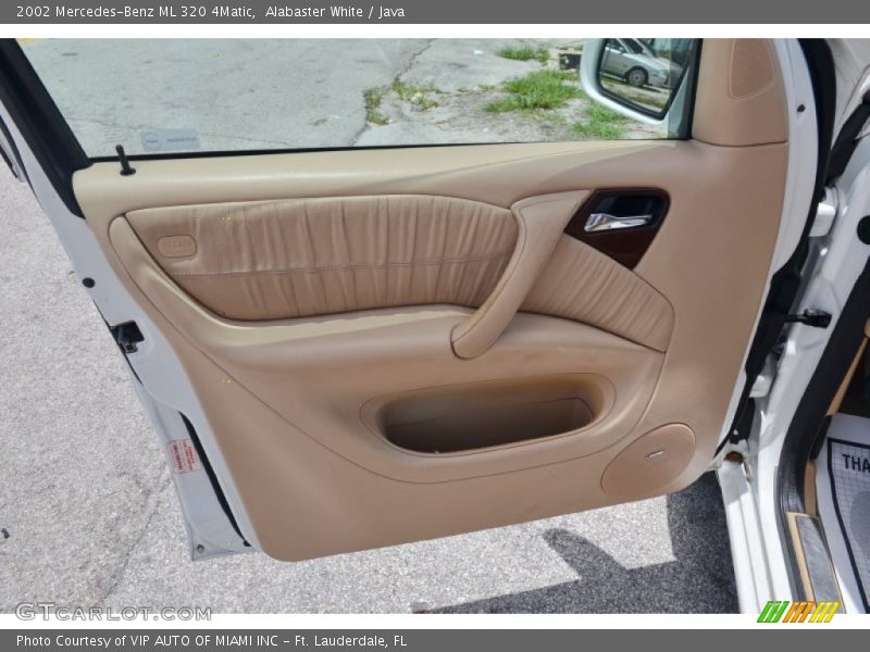 Alabaster White / Java 2002 Mercedes-Benz ML 320 4Matic
