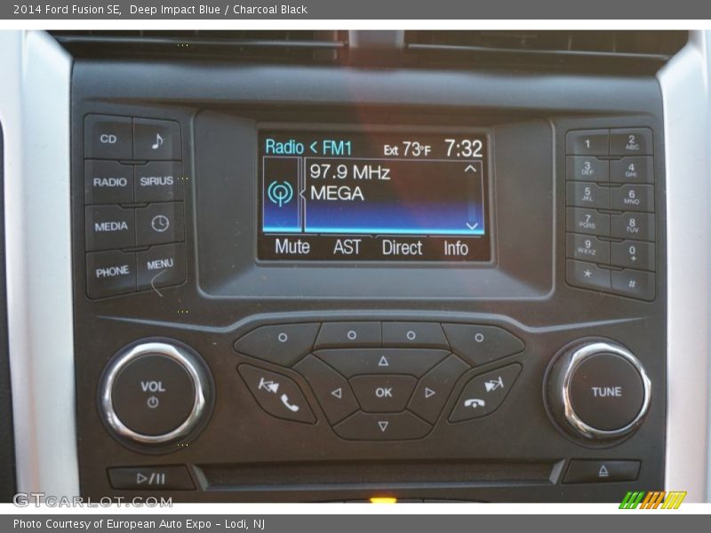 Deep Impact Blue / Charcoal Black 2014 Ford Fusion SE