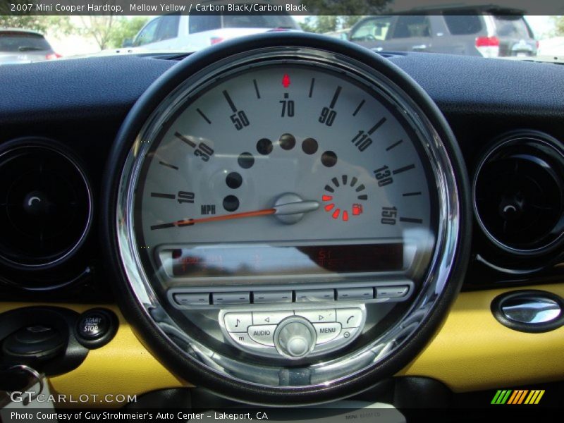 Mellow Yellow / Carbon Black/Carbon Black 2007 Mini Cooper Hardtop