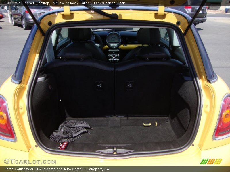 Mellow Yellow / Carbon Black/Carbon Black 2007 Mini Cooper Hardtop